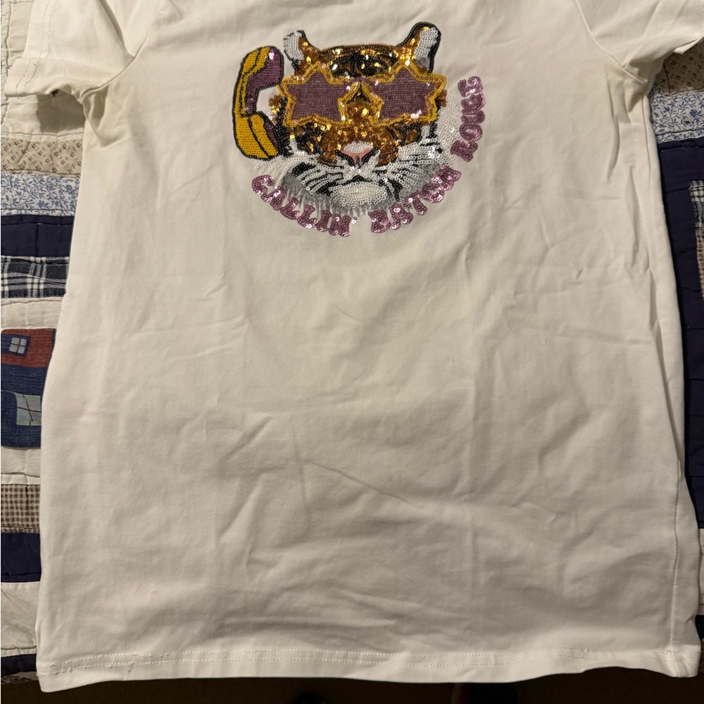 Kids White Graphic Tee with Tiger Design
